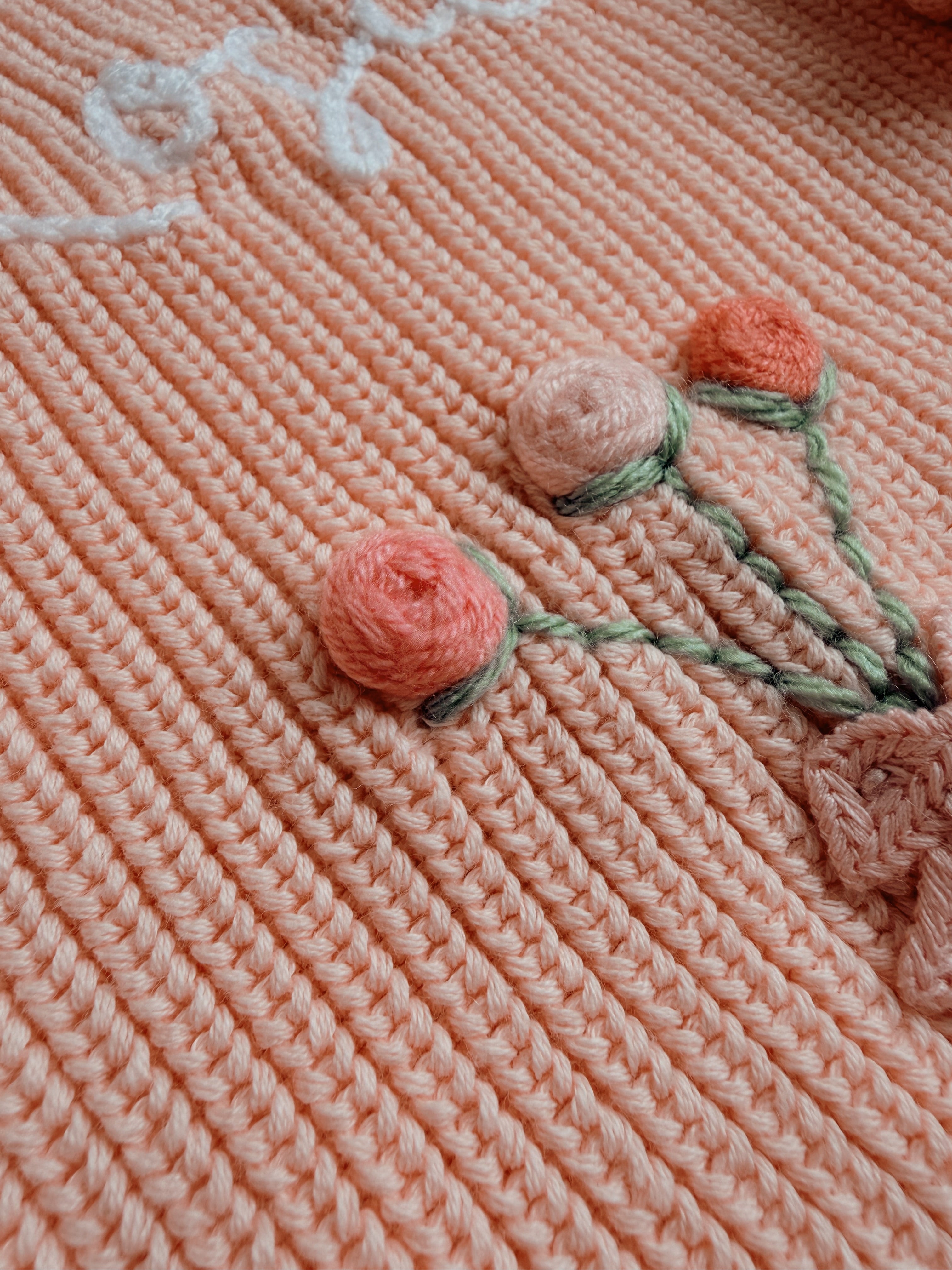 Rose bouquet jumper